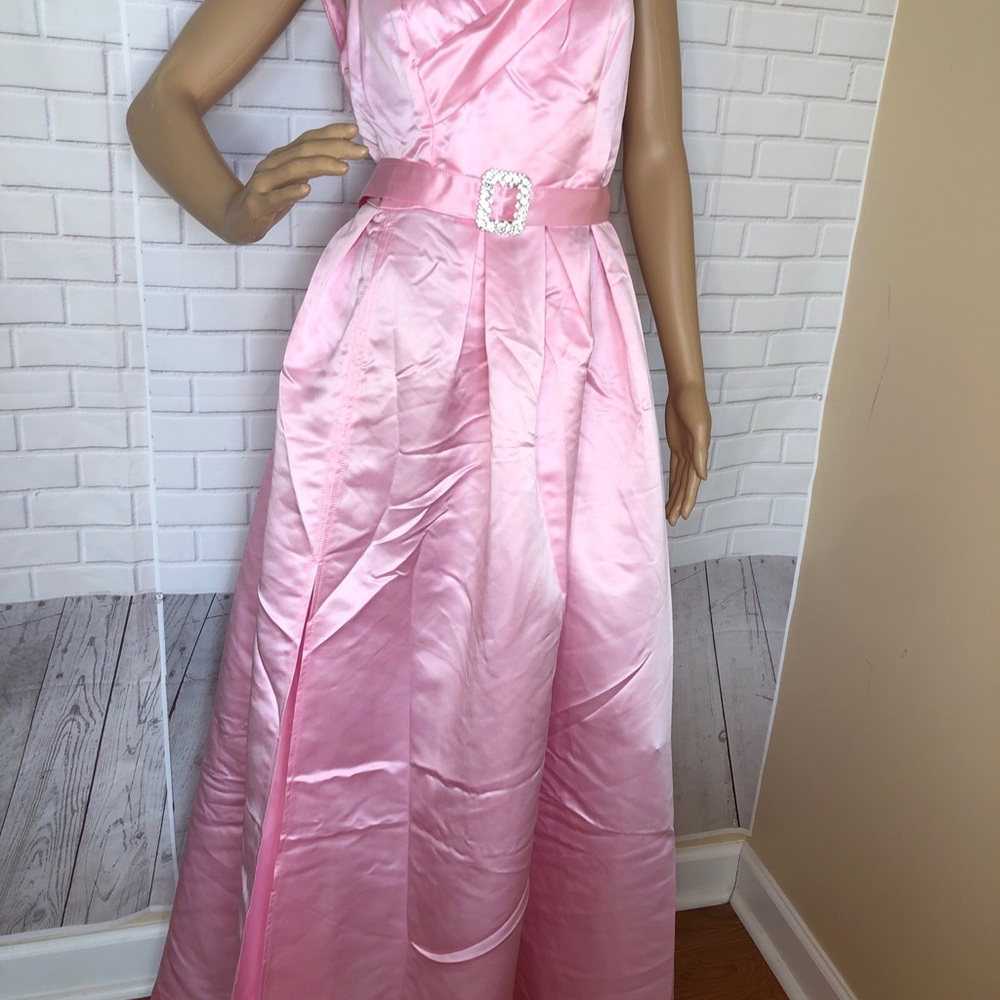 FAERIESTY Dress Romantic Off-Shoulder Mesh Gown   Detailing Size XL  NWOT Pink